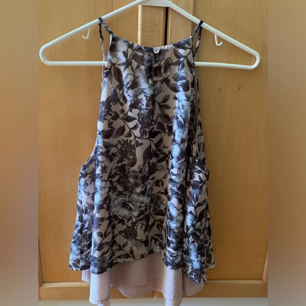 Like New! Sans Souci Floral Tank Top Blouse Size Medium - Picture 2 of 6